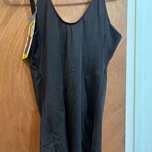 Women’s size XL Miracle Brand Firm Control Women’s Shaping Tank NWT